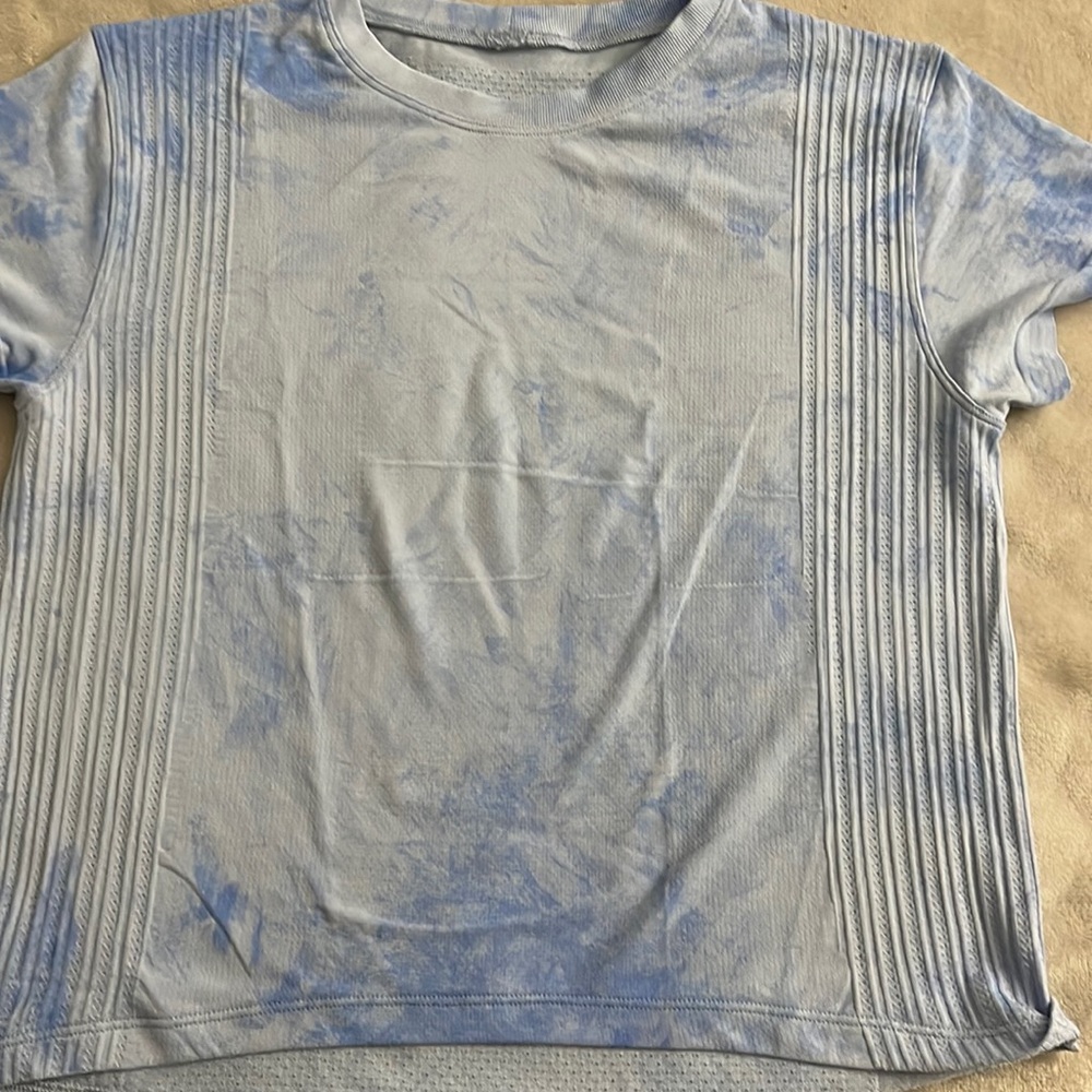 Excellent condition swiftly train to be short sleeve
